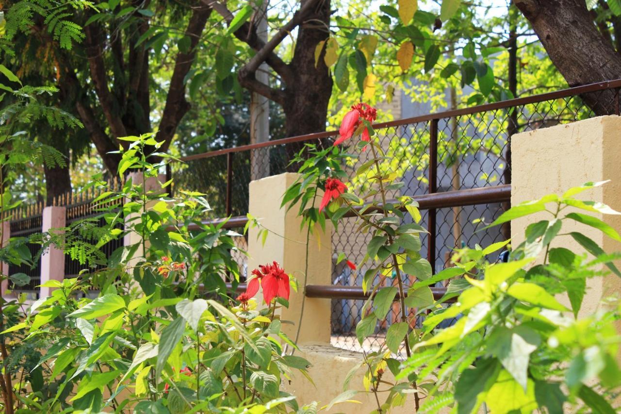 Karjat Villa Esterno foto