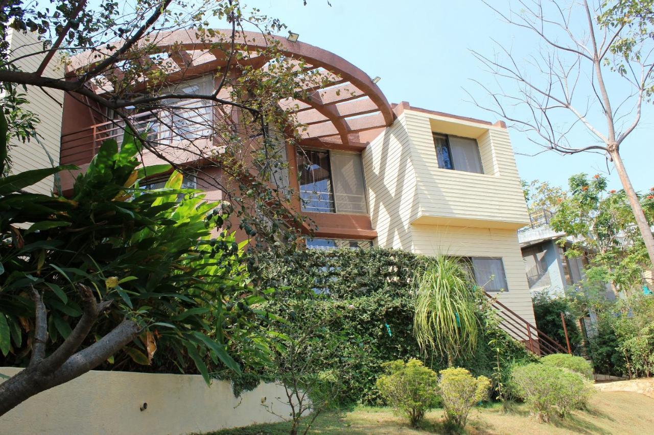 Karjat Villa Esterno foto