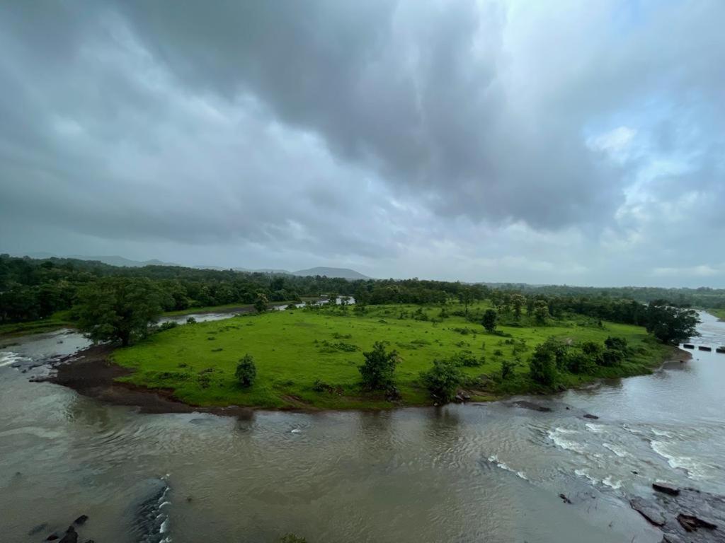 Karjat Villa Esterno foto