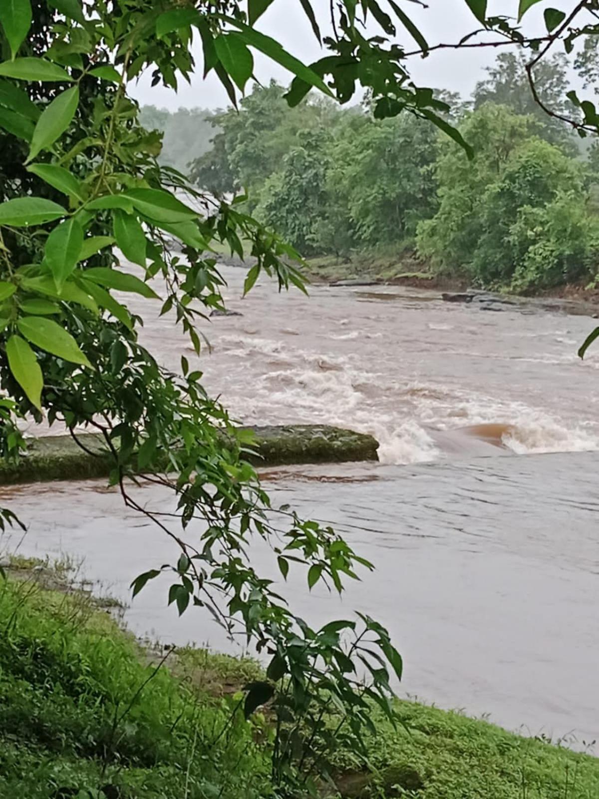 Karjat Villa Esterno foto